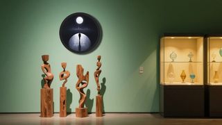 Tela Circular - Quebrando a Monotonia da Sinalização Digital Retangular